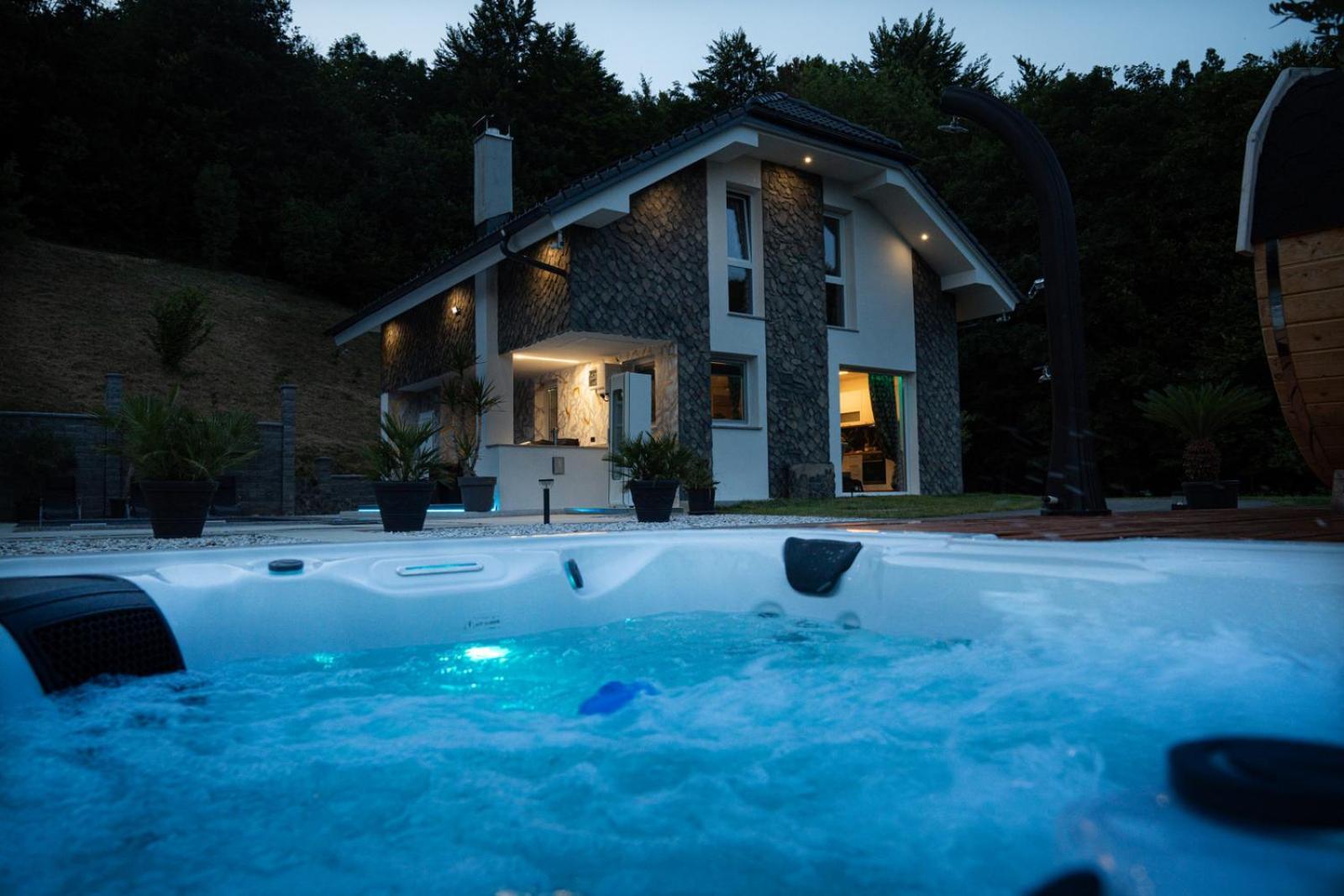 Resort Timaja - Pool, Massage Pool, Sauna Trebnje Экстерьер фото
